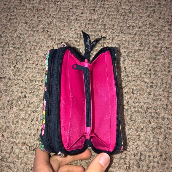 Vera Bradley Wristlet - Picture 4 of 5